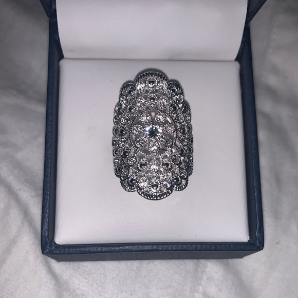 Silver ring - Picture 3 of 3